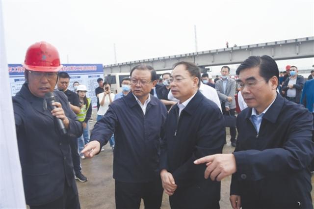 国家铁路局局长刘振芳来唐调研