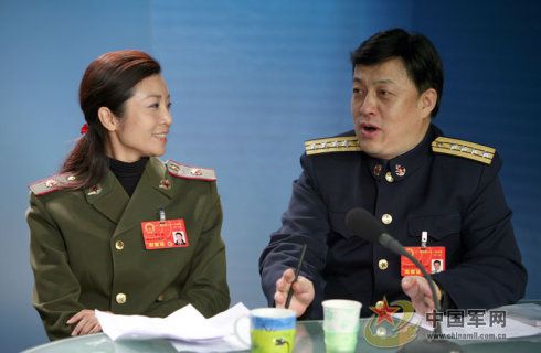 李丹阳,吕继宏做客中国军网