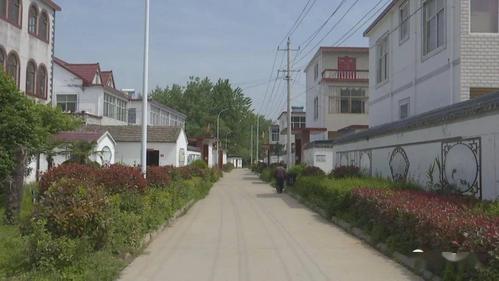 一把手谈发展荆山镇统筹城乡建设绘就美好蓝图