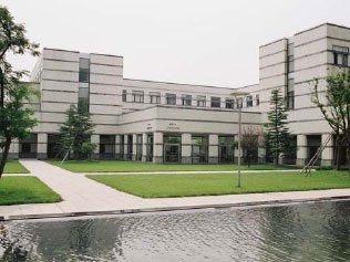 中欧国际工商学院的介绍