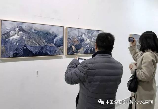 "刘向东绘画作品展"亮相湖北美术馆