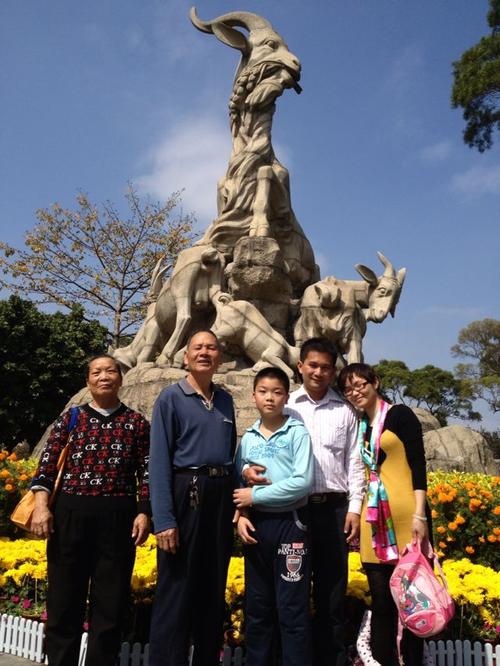 广州一日游--越秀五羊雕塑(钟彬)