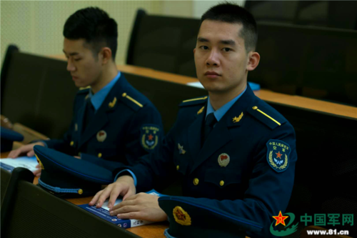 空军 双十一,军校"小鲜肉"送来一大波儿礼赞