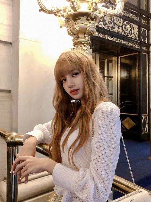 lisa_lisa_发型_lisa发型_娱乐_明星娱乐资讯