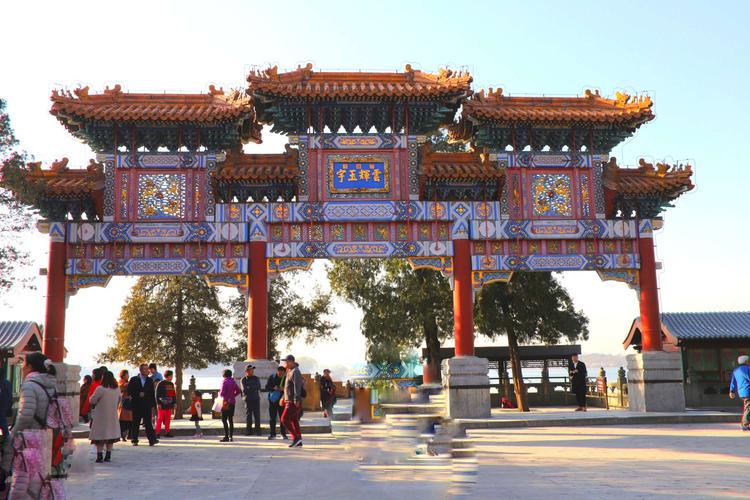 颐和园秋色美不胜收