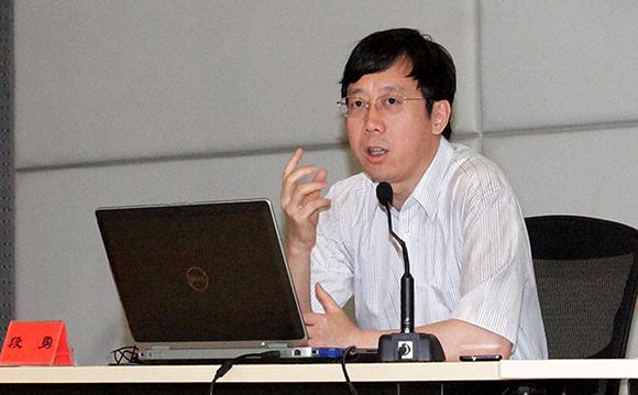 段勇,北京大学考古与博物馆专业博士,现任国家文物局博物馆与社会
