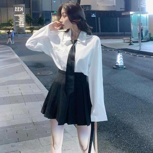 秋网红女女生帅气穿搭衬衫韩版长袖秋装 套装短裙两件套百褶潮