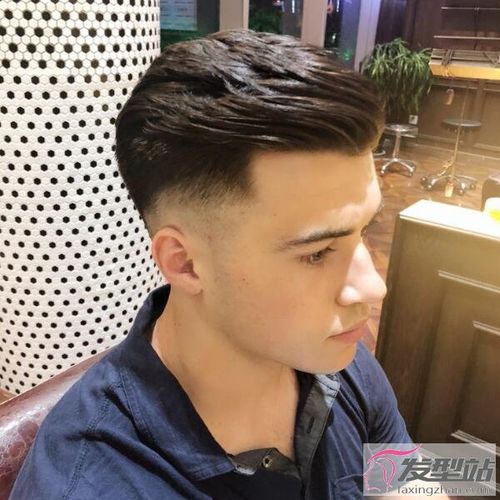 不同脸型男士如何选发型 男士发型设计与脸型搭配