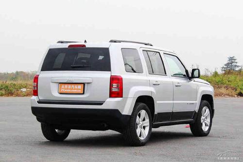 新款jeep自由客车型调整株洲宝盛有现车