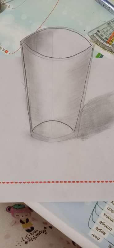 立体画杯子