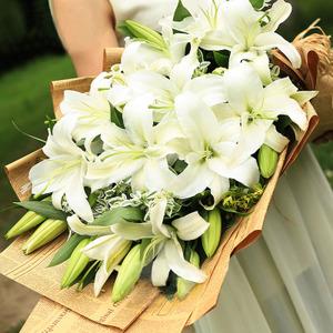 老婆生日送百合花的礼物贺卡送百合花的贺卡