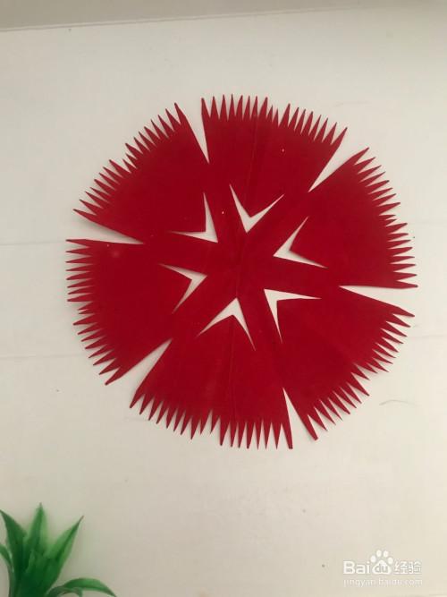 少儿简易手工启蒙剪纸 怎样剪一副纸花图案