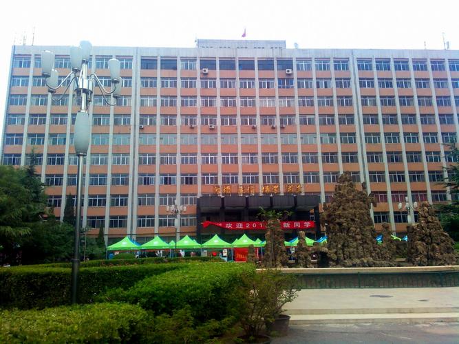 山西财大迎泽校区掠影