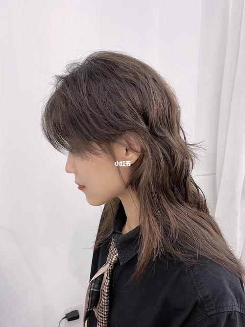 近日爆款 狼尾长发 可直可卷～_发型_长发_狼尾_今日发型_时尚_发型