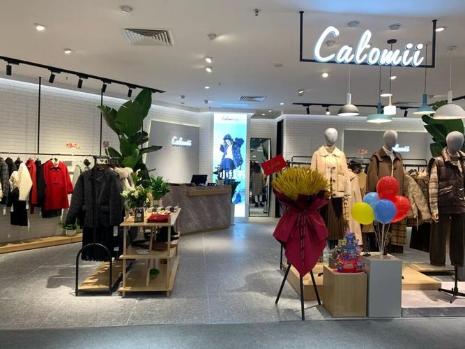 calomii 品牌时尚潮流女装_calomii_时尚潮流_女装_潮流_穿搭ootd