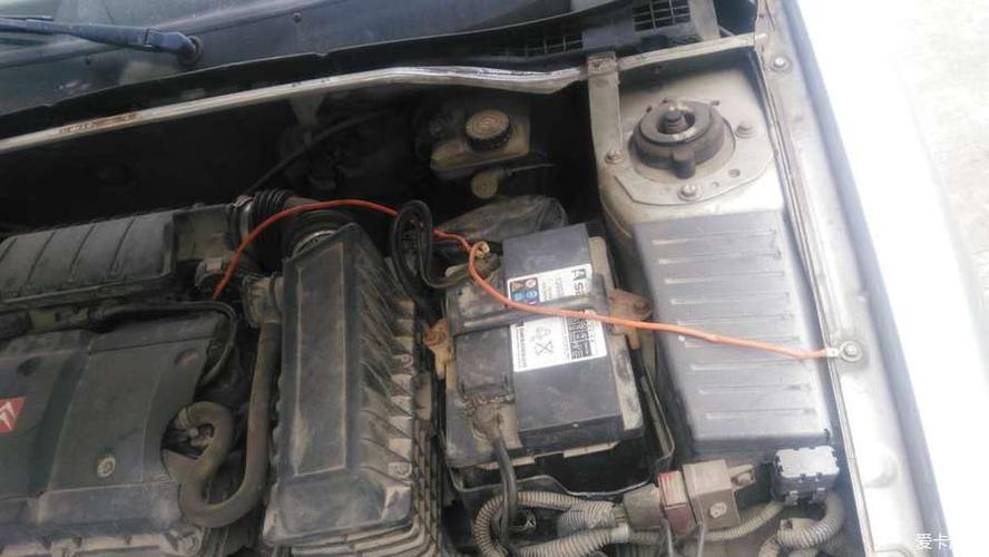 有关水温搭铁线的位置,拍了照了.解决水温显示虚高问题