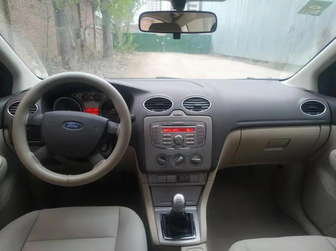 2009年福特福克斯两厢怎么样09年福特福克斯两厢