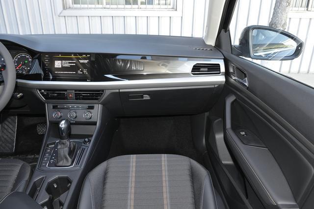 2021款朗逸1.4t自动280tsi dsg舒适版