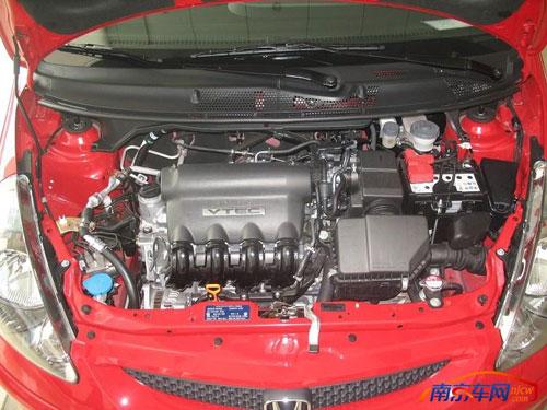 贺长昊六合店迎新飞度 雅阁锋范特价促销