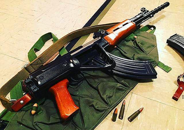 军事丨国产"八一杠"自动步枪,首批送到中越边境一线试用