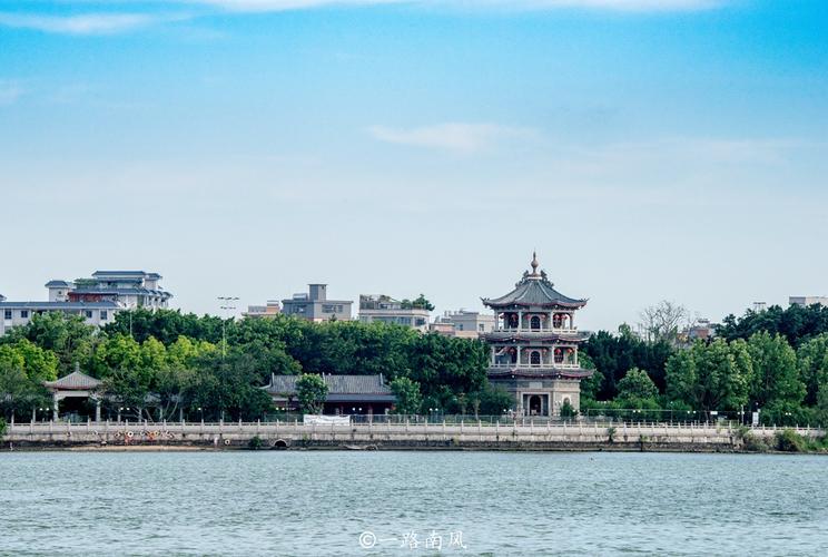 潮州最佳观景长廊,沿途遍布地标景点,而且满眼绿色盎然