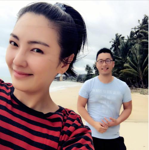 在2016年10月26日,便有网友曝光了张雨绮的新恋情,随后张雨绮工作室发