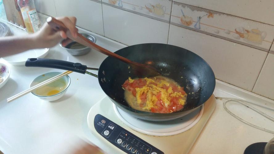 炒菜过程中