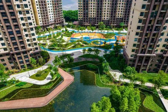 枕水而居 夏日弄清凉 全龄缤纷意趣园区 武汉雅居乐花园,除了有美学"