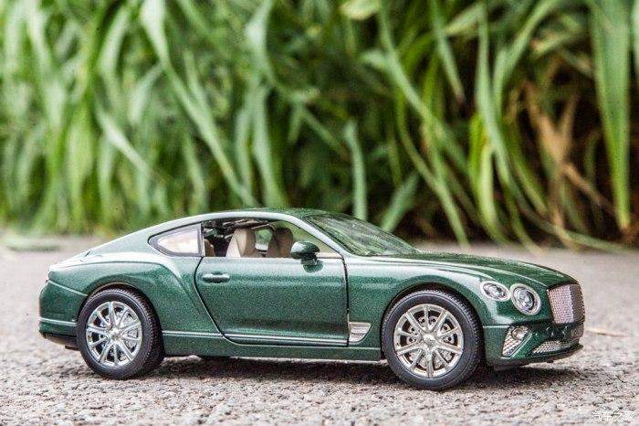 强大且优雅宾利欧陆gt模型鉴赏