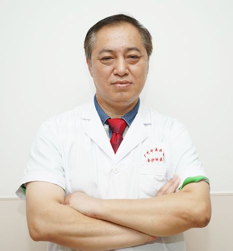 我院肿瘤五病区屈立新教授当选中国医院协会临床新技术应用专委会