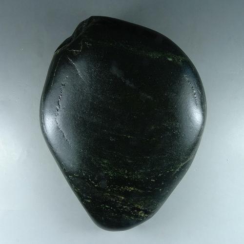 和田玉黑碧玉原石