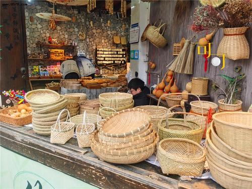 慈溪鸣鹤古镇的小吃,五花八门太多了,5元一个年糕饺一定要尝尝