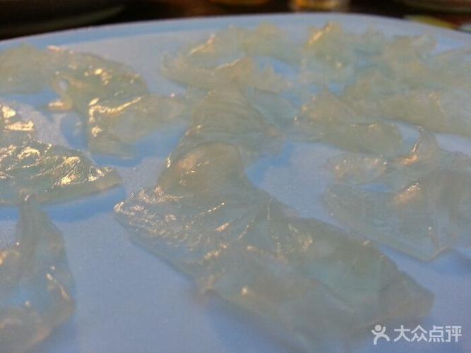 晶莹海鲩鱼生