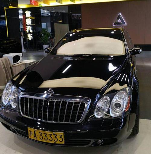 上海最贵黄牌车,连号迈巴赫62,网友:方便面厂的