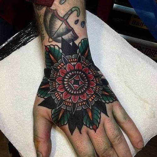 手背纹身