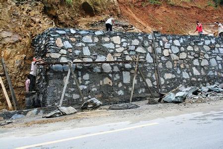 片石挡土墙多少钱一方