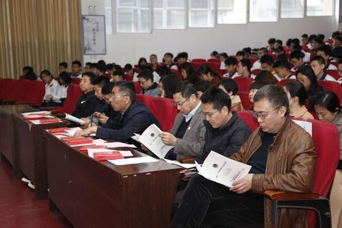 不忘初心,砥砺前行——唐山一中第28届业余党校开学典礼