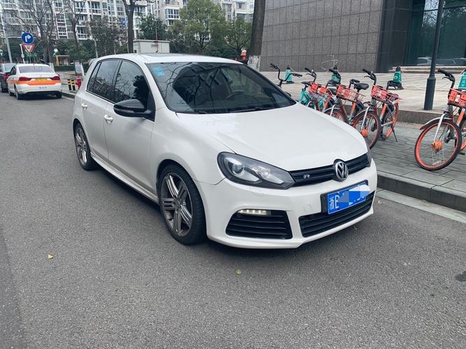 大众高尔夫高尔夫r
