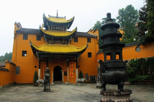 莲花佛国九华山之只园禅寺