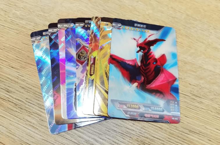 「奥特曼卡牌」火了,还成了社交硬通货?_卡片