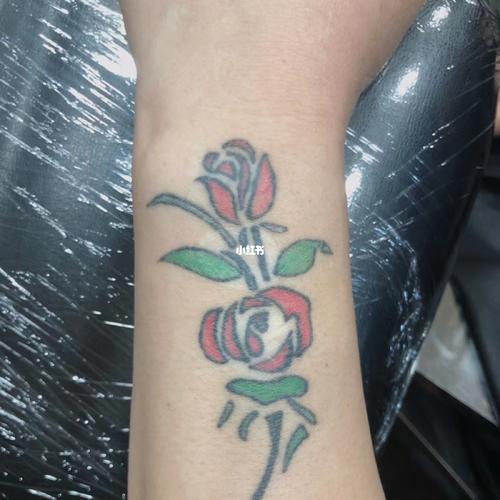 玫瑰花纹身修改_纹身_玫瑰花_设计_嘉禾望岗(地铁站)自由行热门攻略