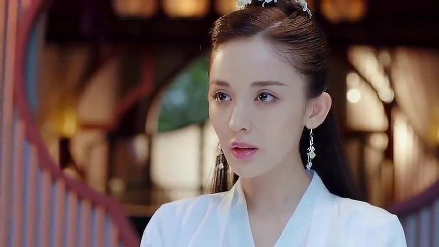 择天记:古力娜扎这幕太美了,仙鹤入镜,更添了几分仙气呢!