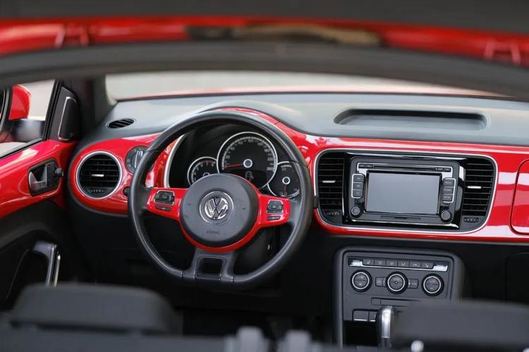 大众 甲壳虫:动力入门配置到顶,实惠又有品