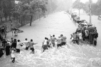 水深火热(组图)