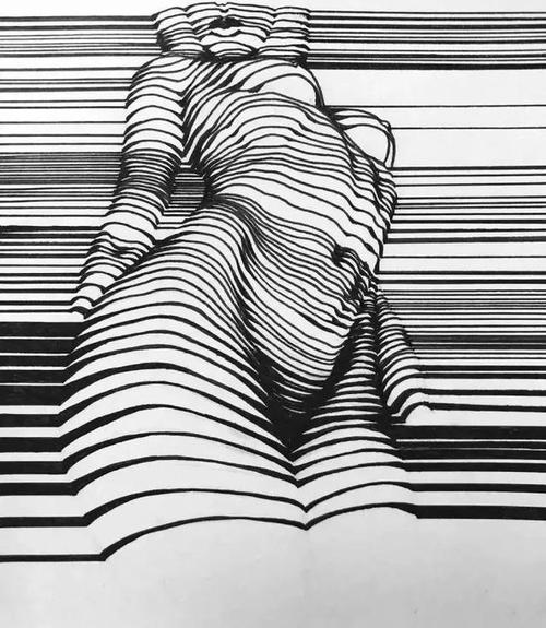 这些羞羞的胴体,让人浮想联翩,竟全由简单的线条构成