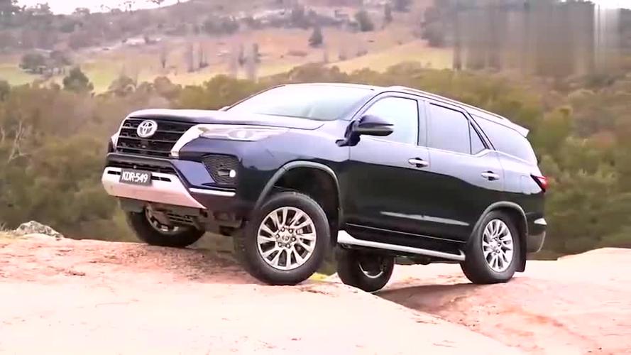2021款全新丰田奔跑者闪亮登场
