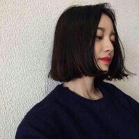头像女生背影或侧面短发2021曾经的曾经我们各自无音