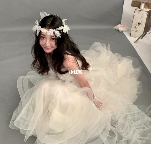 头像_易梦玲_素材屯废 