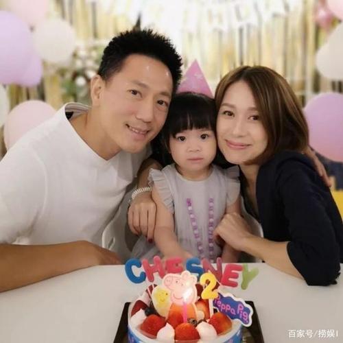 "小刘嘉玲"邝文珣:抛弃刘恺威嫁入豪门,因老公家暴差点离婚