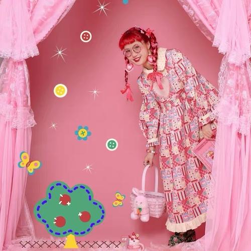 了我的眼球,如果你是原宿女孩一定会喜欢这家的风格,衣服版型也很可爱